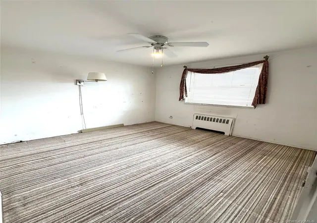 Homes for sale in New York, NY | 25216 63 Avenue, New York, NY 11362 | Houzeo