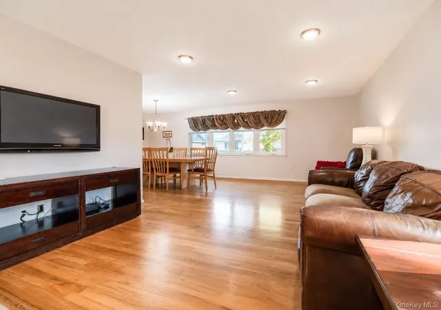 Photo 3 of Single family home for sale at 160 11 24th Avenue, New York, NY 11357 | MLS# 993490 | Listing updated on 2026-08-23