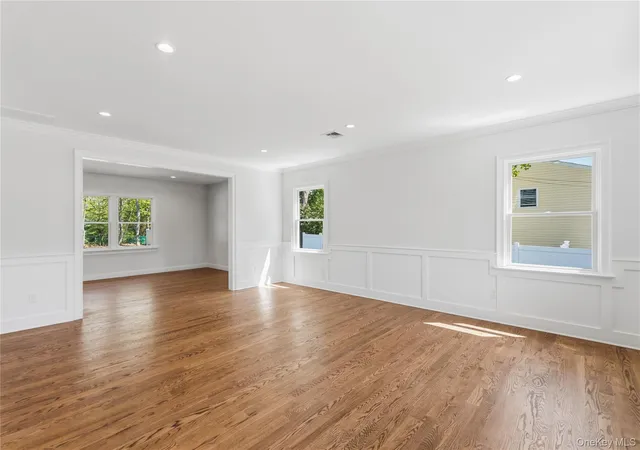 Photo 3 of Sale Pending at 969 Manor Ln, Islip, NY 11706 | MLS# 993496 | Listing updated on 2026-08-13