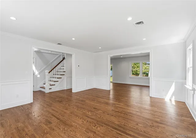 Photo 3 of Sale Pending at 969 Manor Ln, Islip, NY 11706 | MLS# 993496 | Listing updated on 2026-08-13