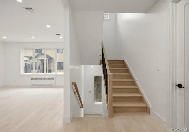 5th image of 13 Warren Ct #212, Ramapo, NY 10952 | MLS# 993497