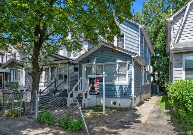1st image of 139 17 Glassboro Ave, Jamaica, NY 11435 | MLS# 993505