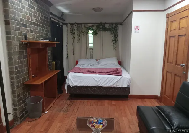 Listing Photo 5 - Condo for sale in building located at 263 Hancock St, Brooklyn, NY 11216