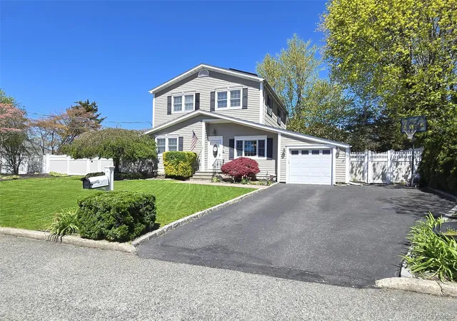 1st image of 3 Martin Pl, Farmingville, NY 11738 | MLS# 993514