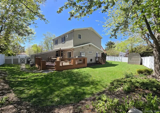 3rd image of 3 Martin Pl, Farmingville, NY 11738 | MLS# 993514