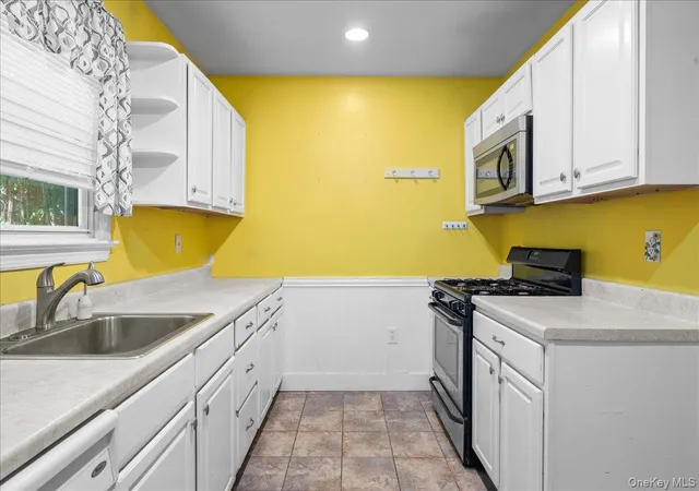 Photo 3 of Sale Pending at 169 Dupont Ave, Newburgh, NY 12550 | MLS# 993531 | Listing updated on 2026-08-18