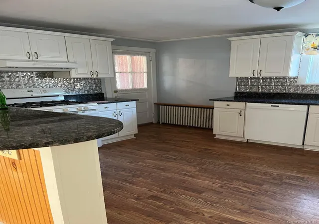 3rd image of 132 Reservoir Rd, Marlboro, NY 12542 | MLS# 993534