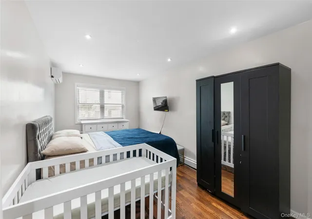 Photo 3 of House for sale at 455 E 93rd Street, Brooklyn, NY 11212 | MLS# 993544 | Listing updated on 2026-07-26