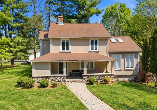 Photo 2 of Single family home for sale at 4 Arrowhead Ln, Ramapo, NY 10901 | MLS# 993555 | Listing updated on 2026-10-21