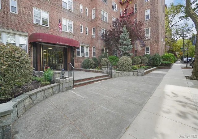 17th image of 63 61 99th St #B12, Rego Park, NY 11374 | MLS# 993583