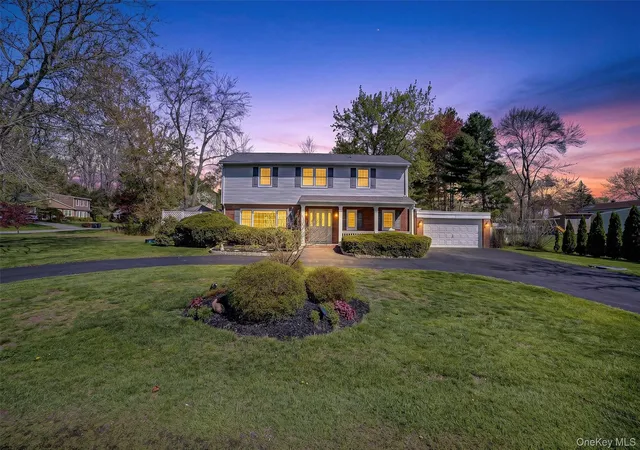 Homes for sale in Yorktown, NY | 984 Fox Meadow Rd, Yorktown, NY 10598 | MLS# 993616
