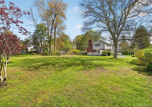 Homes for sale in Yorktown, NY | 984 Fox Meadow Rd, Yorktown, NY 10598 | MLS# 993616