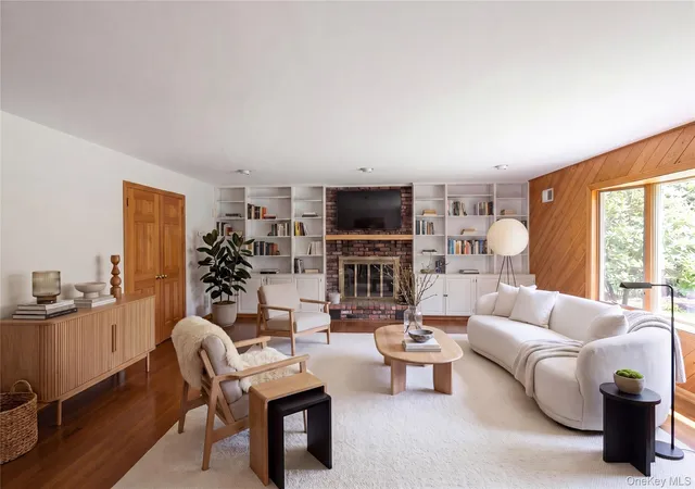 3rd image of 25 Brookfield Rd, Mount Vernon, NY 10552 | MLS# 993632