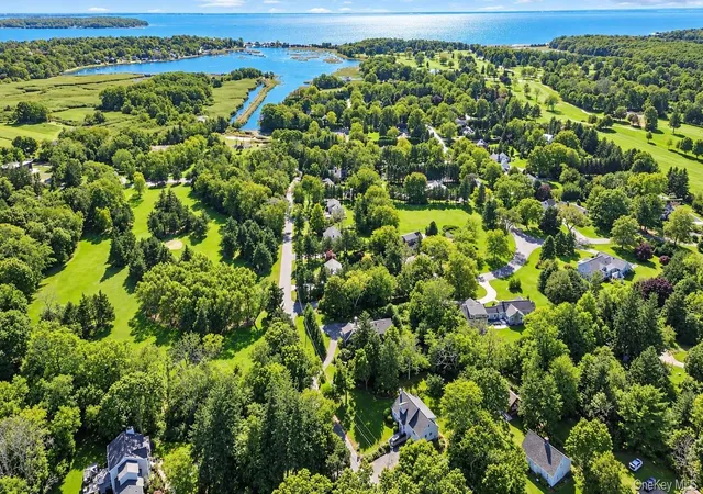 Single family home for sale at 440 Cases Ln, Southold, NY 11935 | MLS# 993662 | Listing updated on 2026-10-28