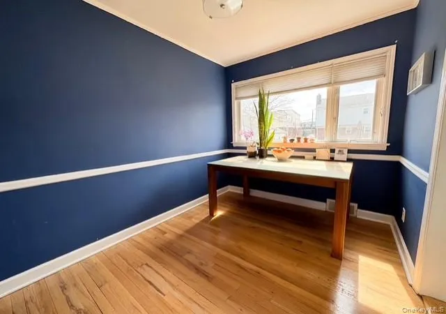 5th image of 4 Powell Pl, New Hyde Park, NY 11040 | MLS# 993677