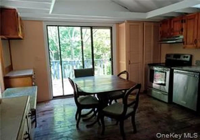 Homes for sale in Hyde Park, NY | 71 Honeywell Ln, Hyde Park, NY 12538 | MLS# 993687
