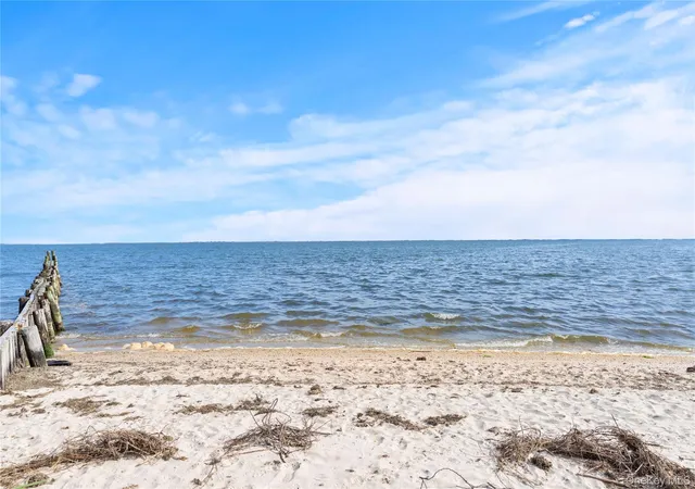 25th image of 4 Shore Rd, Brookhaven, NY 11713 | MLS# 993695