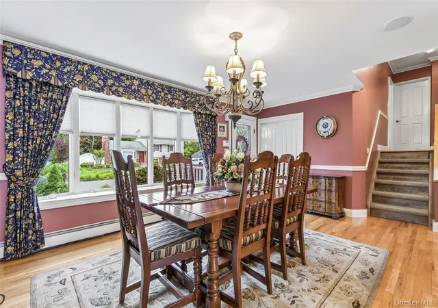 3rd image of 23 Middle Dr, Huntington, NY 11743 | MLS# 993702