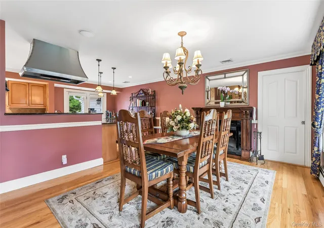 5th image of 23 Middle Dr, Huntington, NY 11743 | MLS# 993702