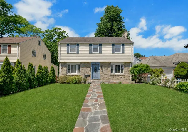 2nd image of 462 Rich Ave, Mount Vernon, NY 10552 | MLS# 993785