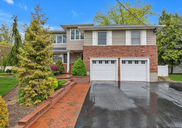 2nd image of 37 Rose Ln, East Rockaway, NY 11518 | MLS# 993794