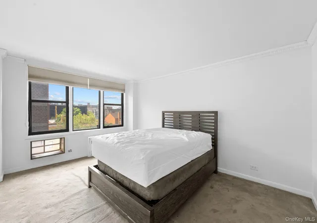 Photo 1 of House for sale at 3121 Middletown Rd #8A, New York, NY 10461 | MLS# 993802 | Listing updated on 2026-09-29