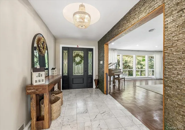 Photo 3 of Sale Pending at 55 Rolling Hl Ln, Oyster Bay, NY 11568 | MLS# 993811 | Listing updated on 2026-08-05