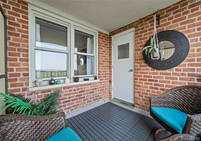Photo 4 of Sale Pending at 4555 Henry Hudson Pkwy #A908, Bronx, NY 10471 | MLS# 993879 | Listing updated on 2026-08-21