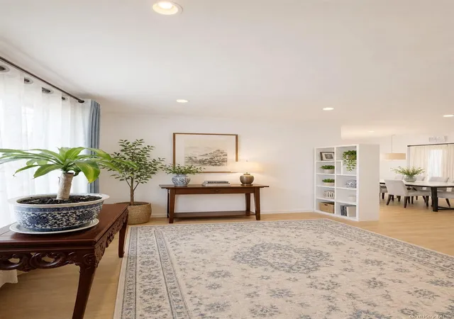 2nd image of 6712 196 St #1, Fresh Meadows, NY 11365 | MLS# 993882