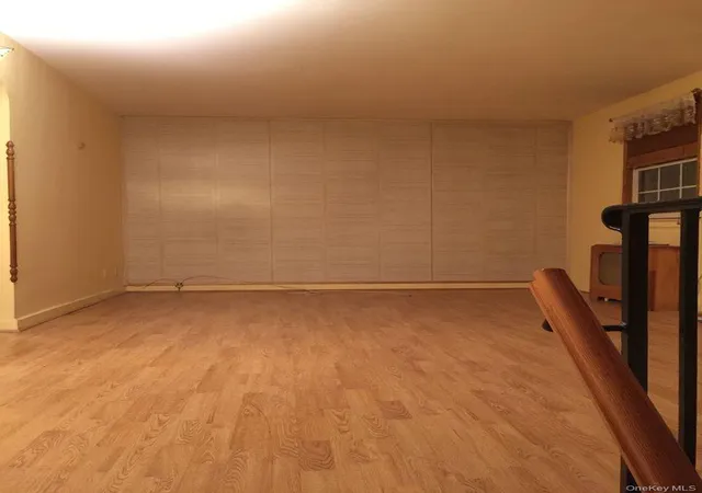 Photo 3 of Condo for sale at 261 29 Langston Ave #B, Glen Oaks, NY 11004 | MLS# 993915 | Listing updated on 2026-05-14