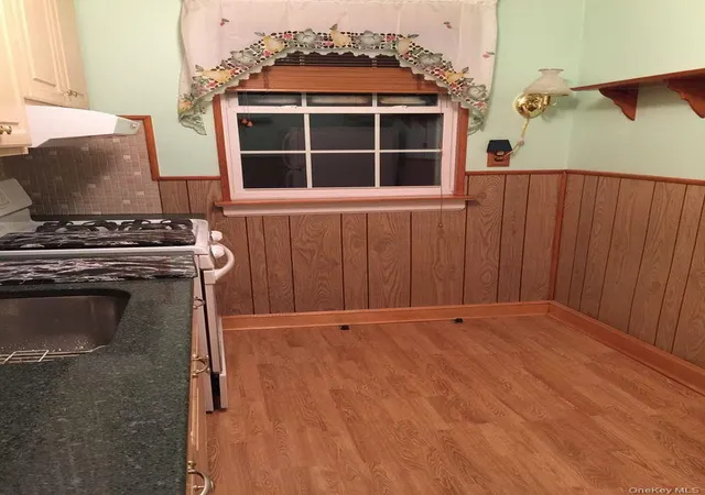 Photo 3 of House for sale at 261-29 Langston Ave #B, Glen Oaks, NY 11004 | MLS# 993915 | Listing updated on 2026-05-14