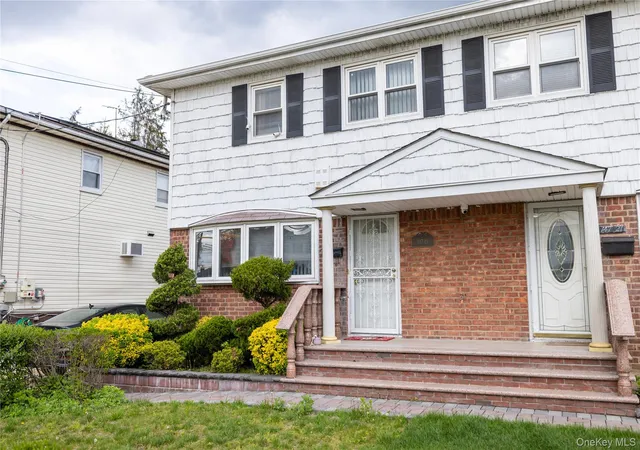 Photo 2 of Single family home for sale at 147 19 259th Street, Rosedale, NY 11422 | MLS# 993934 | Listing updated on 2026-09-13