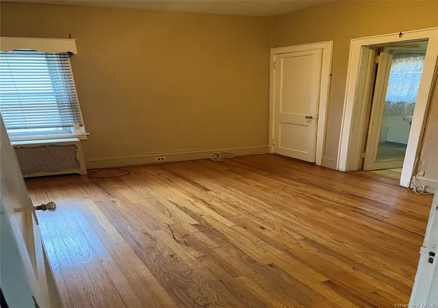3rd image of 32 Rosemont Blvd, White Plains, NY 10607 | MLS# 993955