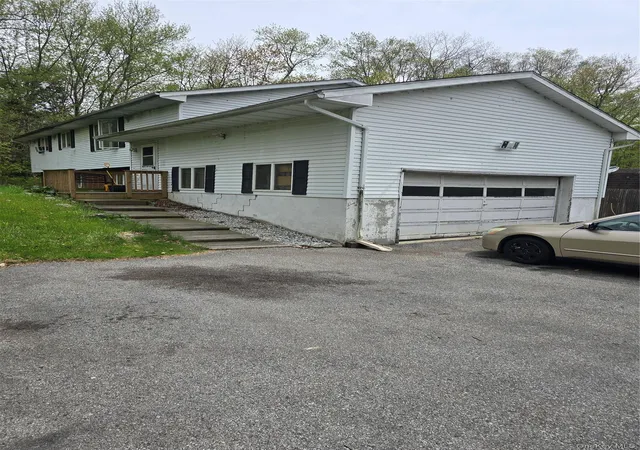 1st image of 128 Crum Elbow Rd, Hyde Park, NY 12538 | MLS# 993958