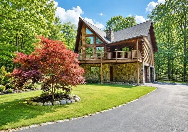 Photo 1 of Sale Pending at 33 Cimarron Rd, Putnam Valley, NY 10579 | MLS# 993982 | Listing updated on 2026-10-07