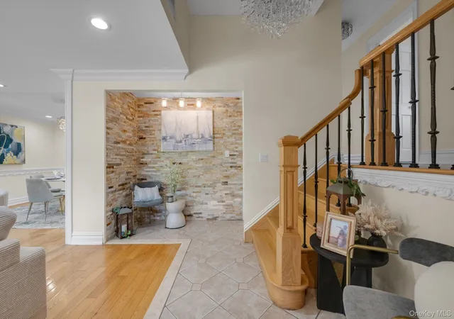 Photo 2 of Sale Pending at 98 Belmont Cir, Syosset, NY 11791 | MLS# 993998 | Listing updated on 2026-05-26