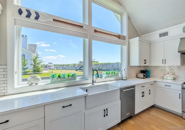 4th image of 53 Old Neck Rd S, Center Moriches, NY 11934 | MLS# 994017