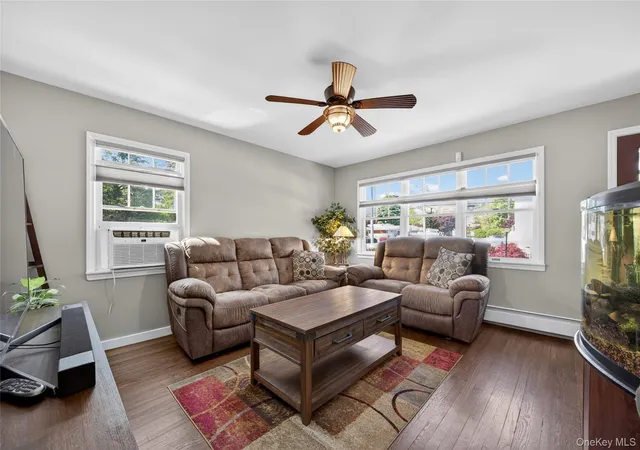 4th image of 492 Atlantic St, East Northport, NY 11731 | MLS# 994019