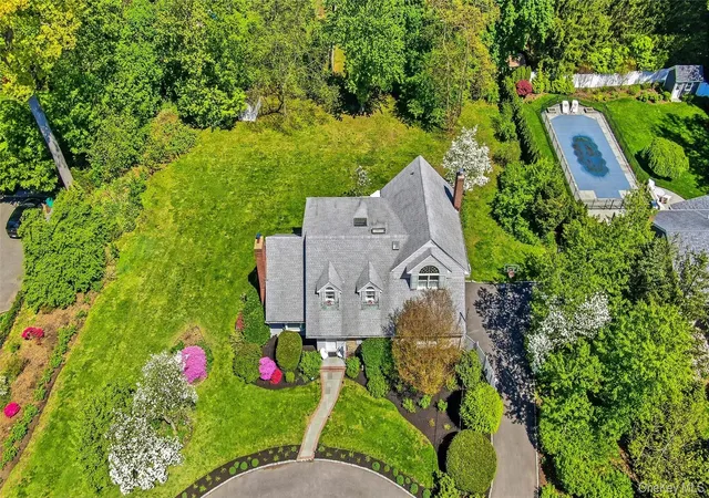 Homes for sale in Glen Cove, NY | 9 Townsend Rd, Glen Cove, NY 11542 | MLS# 994024