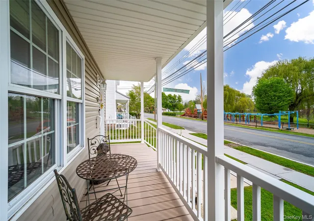 Homes for sale in Warwick, NY | 90 South St, Warwick, NY 10990 | MLS# 994027