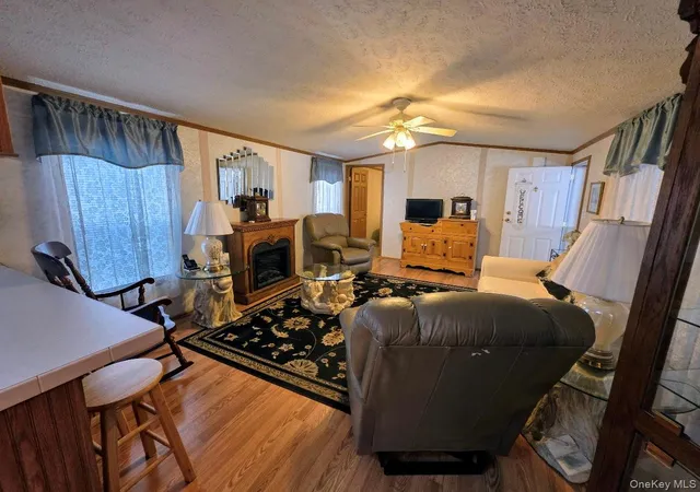 5th image of 37 Hubbard Ave #74, Riverhead, NY 11901 | MLS# 994029