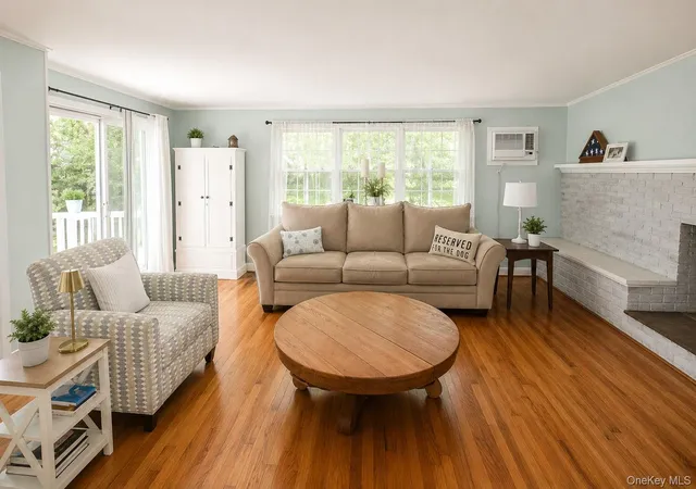 4th image of 68 George St, East Patchogue, NY 11772 | MLS# 994059