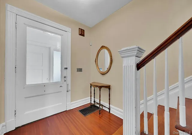 Photo 4 of Sale Pending at 321 Rich Ave, Mount Vernon, NY 10552 | MLS# 994069 | Listing updated on 2026-06-06
