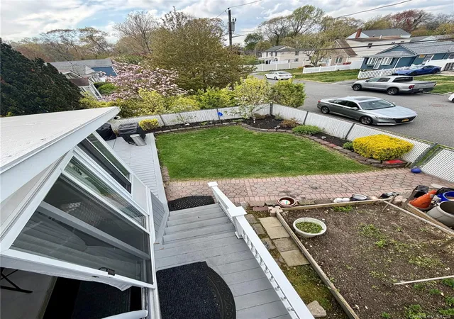 15th image of 27 Colonial Rd, Babylon, NY 11726 | MLS# 994108