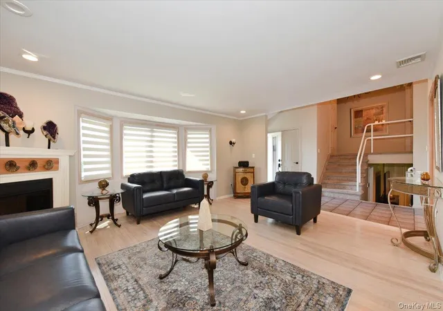 4th image of 837 Beckman Dr, Hempstead, NY 11710 | MLS# 994147