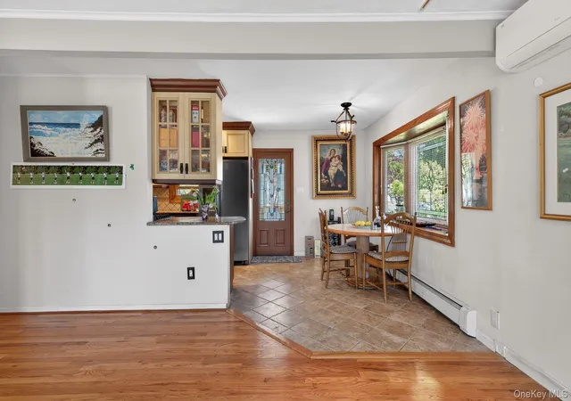 5th image of 2021 Lincoln Ave, Hempstead, NY 11554 | MLS# 994167