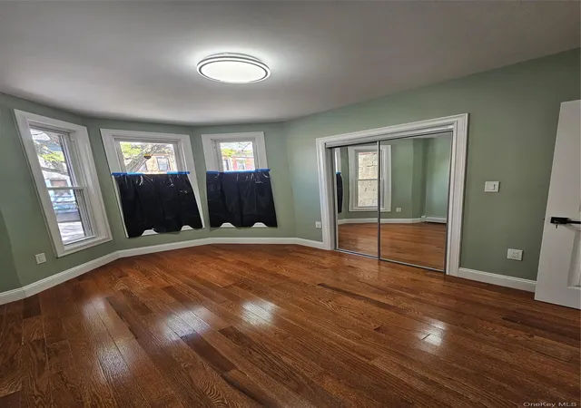Photo 4 of Sale Pending at 2 Jardine Pl, Brooklyn, NY 11233 | MLS# 994178 | Listing updated on 2026-06-27