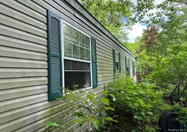Homes for sale in Southampton, NY | 1538 Speonk-Riverhead Rd #6, Southampton, NY 11972 | MLS# 994186