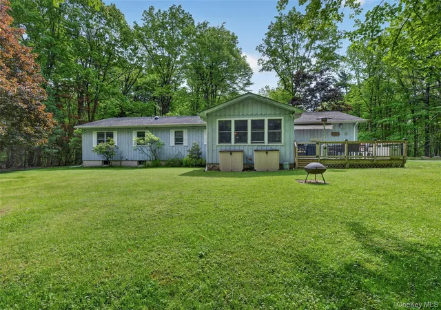 Homes for sale in Highland, NY | 11 Fairway Dr, Highland, NY 12743 | MLS# 994193