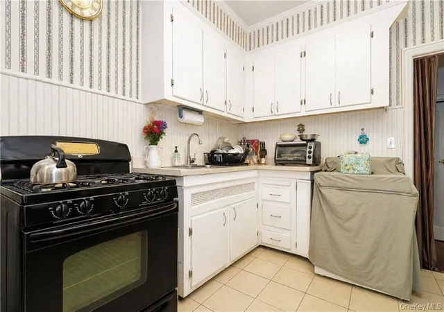 4th image of 2544 Hubbard St, Brooklyn, NY 11235 | MLS# 994226